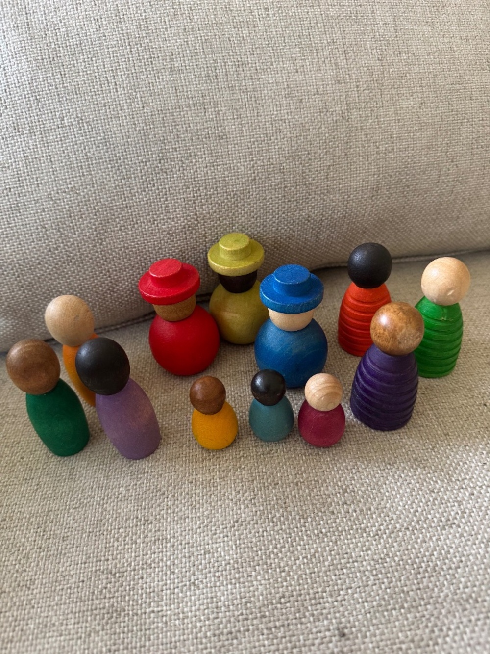 Grapat Nins Montessori Wooden Peg People